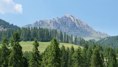 Blick auf den markanten Peitlerkofel