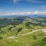 Al ritorno dal rifugio Sasso Piatto, il sentiero n. 527 si dirama sulla destra.