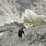 Abstieg über seilgesicherte Passagen zur Vajolethütte