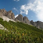 Über unseren Köpfen erheben sich die Cirspitzen