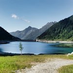 Der-Neves-Stausee-im-hinteren-Mühlwalder-Tal