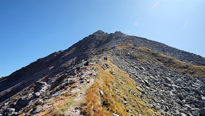 Über die Gipfelflanke auf die Wetterspitze