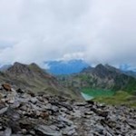 Von Gipfeln umfriedet: der kristallklare Wilde See