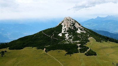 Blick auf den markanten Zwillingsberg: das Aldeiner Weißhorn