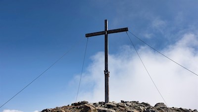 Gipfelkreuz der Eidechsspitze