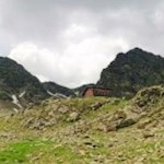 Die-Tiefrastenhütte-am-Fuße-der-Hochgrubbachspitze