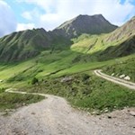 Inmitten der Pfunderer Bergwelt lädt die Tschiffernaun Alm zur Einkehr