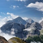 Ausblick etwas unterhalb des Gipfelkreuzes 