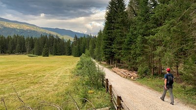 Auf dem breiten Wanderweg zurück nach Innichen