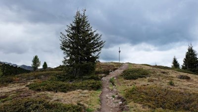 Auch bei schlechtem Wetter berückend: der Lutterkopf bei Taisten