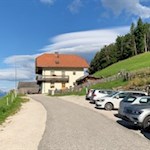 Wanderparkplatz in Platten