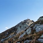 Über den felsigen Gipfelgrat auf die Zunderspitze