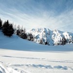 Die Kastellacke liegt unter einer dichten Schneedecke