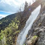 Auf der Aussichtskanzel kommt man dem Partschinser Wasserfall ganz nah