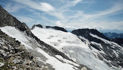 L'ascesa sul Gran Pilastro avviene in prossimità della Vedretta del Gran Pilastro