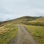 Durch die abgeschiedene Almlandschaft auf den Großen Mittager
