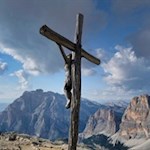 Summit cross Lagazuoi