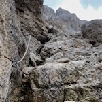 Seilgesicherte Passage auf dem Weg zur Pisciaduspitze