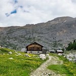 The Gran Fanes mountain hut against a graceful backdrop