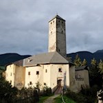 Schloss Welsperg am Eingang ins Gsieser Tal