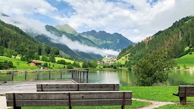 Am Ostufer des Mühlwalder Stausees