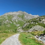 Vor der Kulisse des Pfaffennock zur Göge Alm