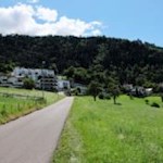 Die Köstlaner Straße führt zur Karlspromenade