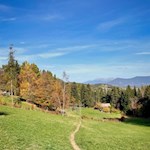 Durch schöne Wiesen nach Lichtenstern