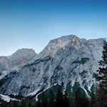 Die mächtigen Felswände des Seekofel