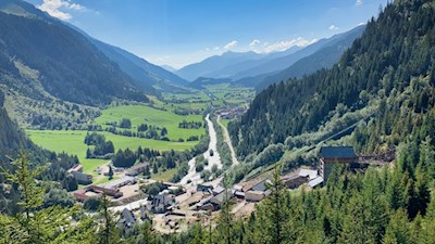 Ausblick ins Ridnauntal während des Anstiegs zur Stadlalm