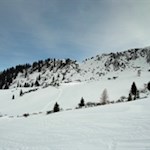 Zu Füßen der Zunderspitze thront die Zunderspitzhütte