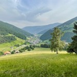 Unterwegs öffnen sich verträumte Ausblicke