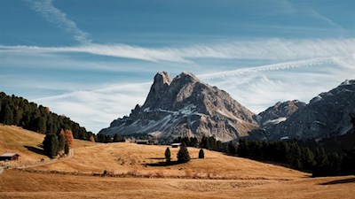 Die Wanderung auf den Gabler eröffnet immer neue Perspektiven auf den Peitler