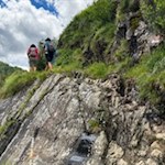 Der Rückweg zur Bodenalm führt über eine kleine felsige Passage