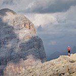 Vor der Kulisse der Tofana zurück zur Lagazuoihütte