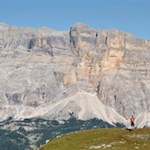 Gipfelblick vom Col Plö Alt auf die mächtige Kreuzkofelgruppe