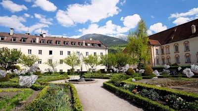 Seit 1992 ist der Herrengarten allen zugänglich