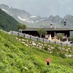 Rotbachalm-am-Fuße-des-Schwarzenstein