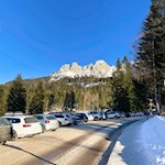 Um die Seilbahn Obereggen finden sich zahlreiche Parkplätze