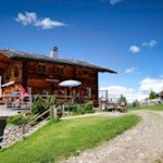 Almrosenhütte-auf-der-Seiser-Alm