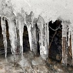 Eiszapfen am Wegesrand