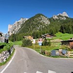 Zuletzt folgt man dem asphaltierten Sträßchen in Richtung Langental