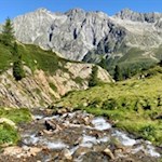 Die Wanderung auf die Rote Wand führt durch eine bezaubernde Landschaft