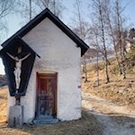 Kleine Kapelle am Rundweg Spinges