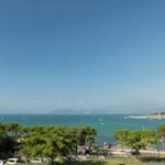 Im Parco degli Aviatori erschließt sich ein weiter Blick auf den schimmernden Gardasee