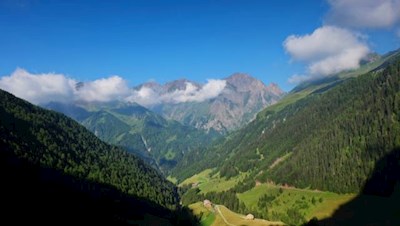Rückwärts gewandter Blick zum Ausgangspunkt nahe Dun