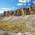 Blick-ins-malerische-Chedultal