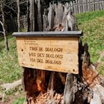 Der erste Teil der Wanderung führt über einen Besinnungsweg