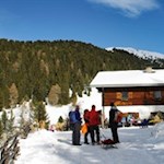 Die-Taistner-Alm-erfreut-sich-auch-im-Winter-großer-Beliebtheit