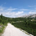 Auf bezaubernden Wegen zur Senneshütte